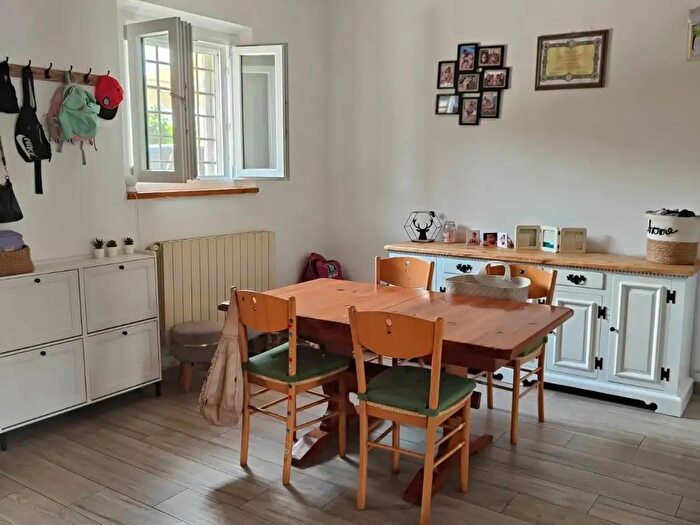 Casa con 6 locali in vendita in Iuseppe Verdi, San Giuliano Terme
