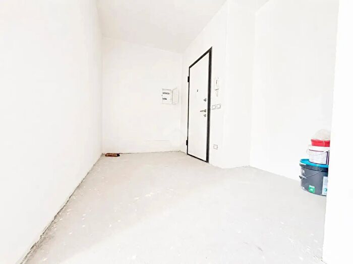 Appartamento trilocale in vendita in Via Ponte Fabbro, Cologne