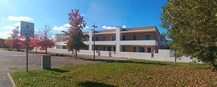 Casa quadrilocale in vendita in Piazza Elsa Morante, Ravenna