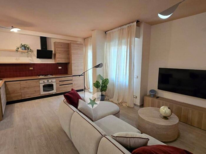 Appartamento trilocale in affitto in Via Statilio Ottato, Cinecittà, Roma