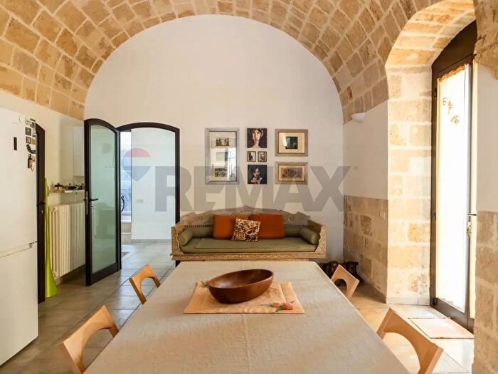 Casa quadrilocale in vendita in Via Ugo Bassi, Gioia Del Colle