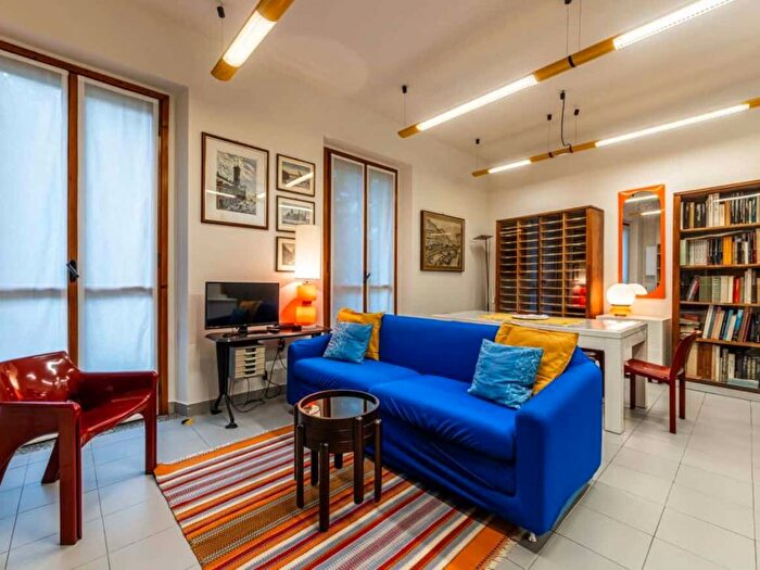 Appartamento trilocale in affitto in Via Giuseppe Giusti, Paolo Sarpi, Milano