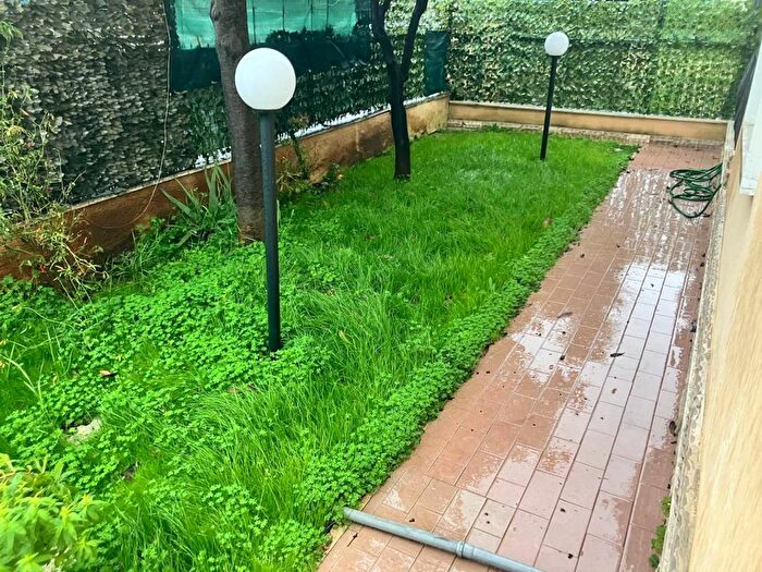 Appartamento bilocale in affitto in Via Villafranca, Nicolosi, Latina