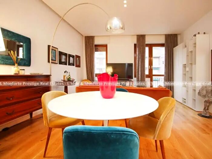 Appartamento quadrilocale in vendita in Viale Monza, Milano