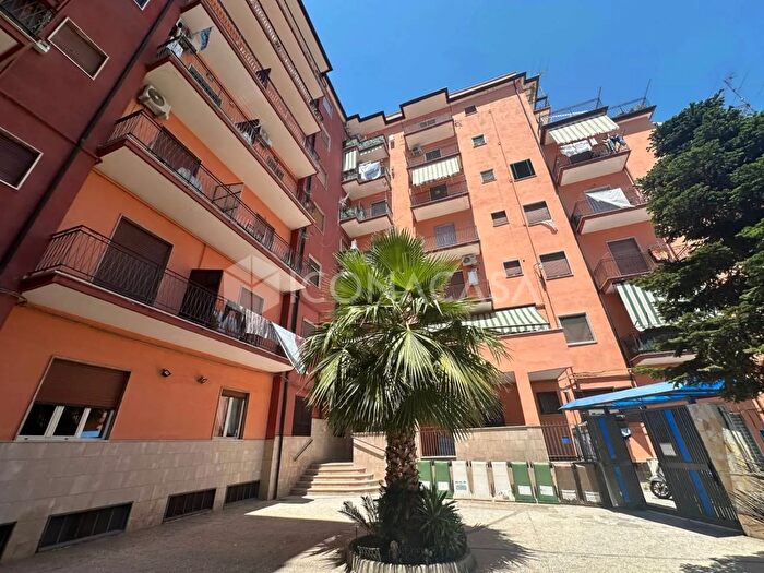 Appartamento trilocale in vendita in Vico Mancini SNC, Giugliano In Campania