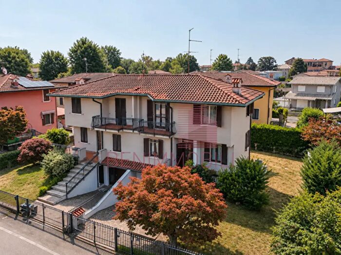 Casa quadrilocale in vendita in Via d Birago, Orzinuovi