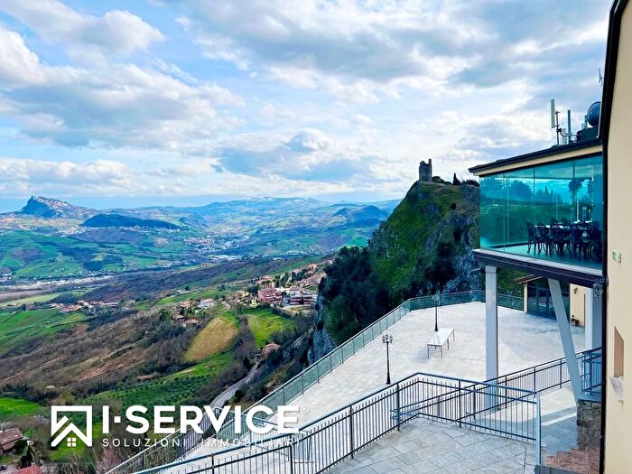 Casa con 20 locali in vendita in Via Castello, Poggio Torriana