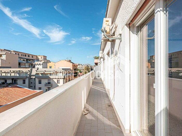 Appartamento con 5 locali in affitto in Via Generale Giuseppe Arimondi, Libertà Villabianca, Palermo