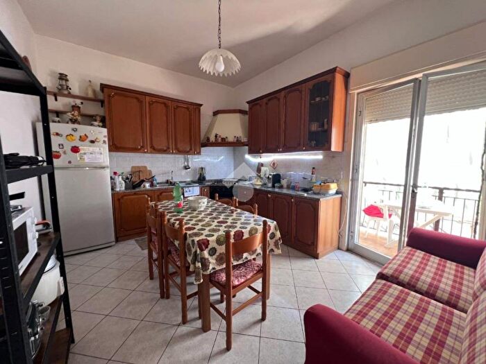 Appartamento trilocale in vendita in Via Teti, San Leone Villaseta Villaggio, Agrigento