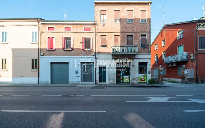 Appartamento trilocale in vendita in Corso Porta Po, Ferrara