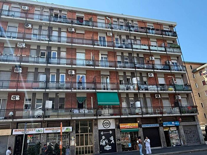 Appartamento monolocale in affitto in Via Marco d'Agrate, Corvetto, Milano