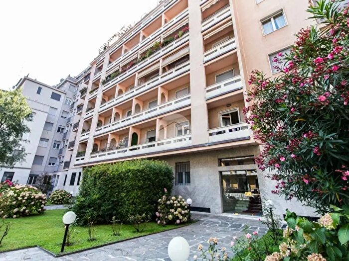 Appartamento trilocale in affitto in Via Gaetano Previati, Milano
