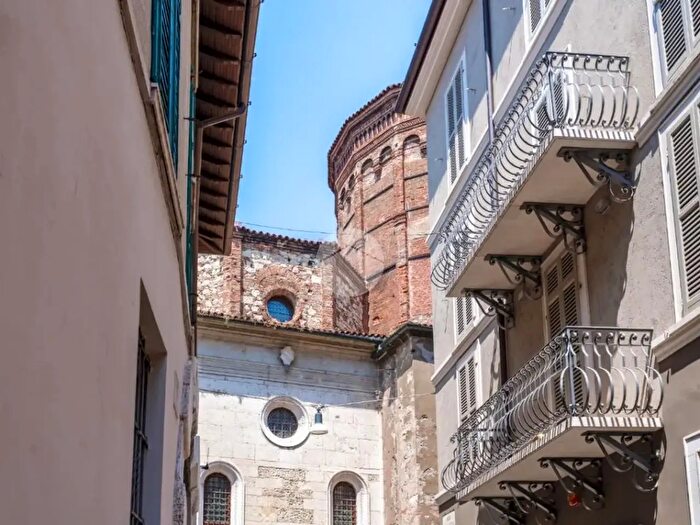 Appartamento trilocale in vendita in Vicolo delle Nottole, Brescia