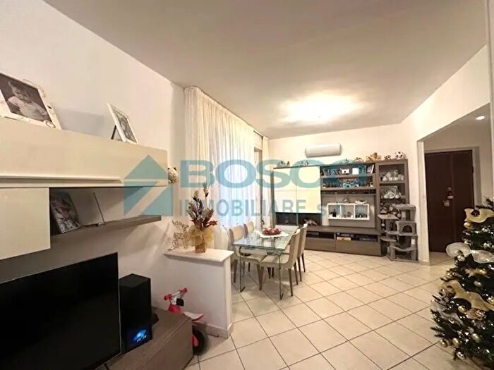 Appartamento con 5 locali in vendita in Largo Marcantone, La Spezia