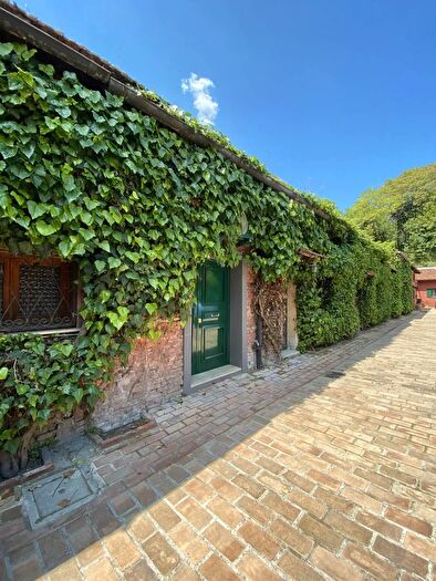 Appartamento bilocale in vendita in Viale Tor di Quinto, Roma