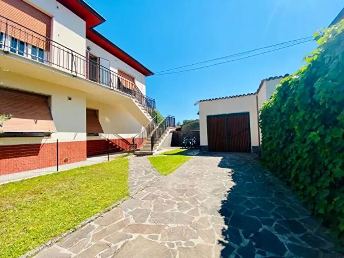 Appartamento con 5 locali in affitto in Via Don Emilio Angeli, Capannori