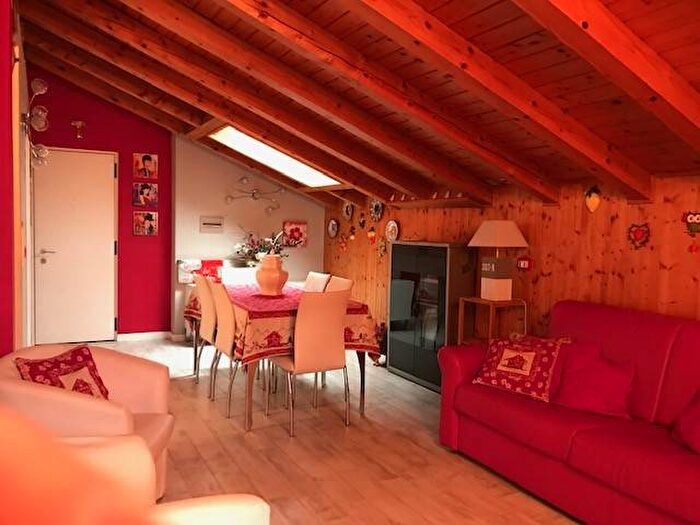 Appartamento trilocale in affitto in Via dal Sass, Centro, Folgaria