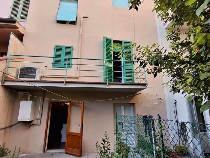 Casa con 5 locali in vendita in Empoli