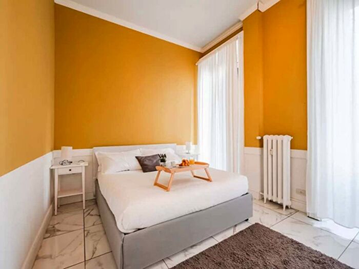 Appartamento trilocale in affitto in Via Ponte Seveso, Centrale, Milano