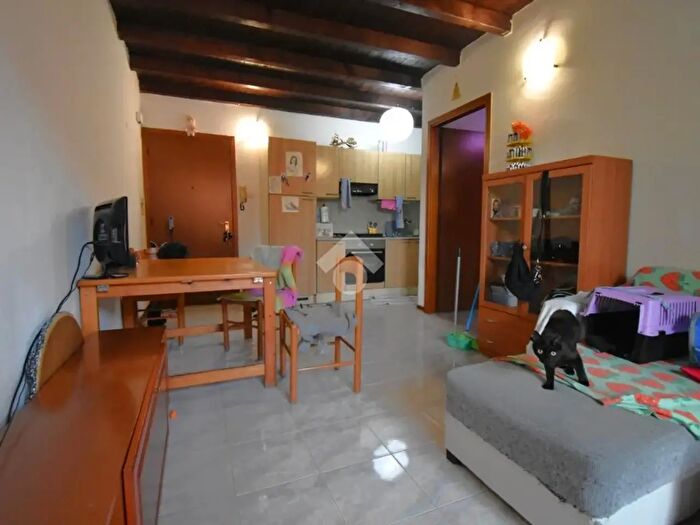 Appartamento bilocale in vendita in Via Carpenedolo, Castiglione Delle Stiviere