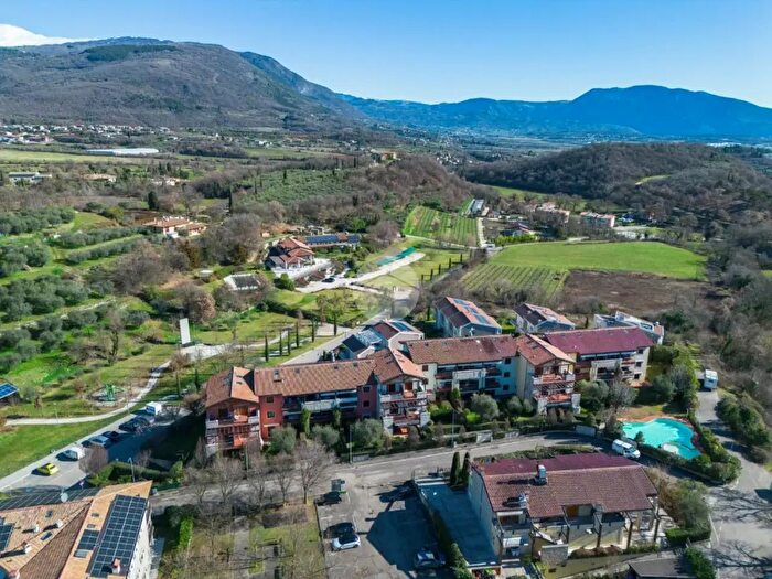 Appartamento bilocale in vendita in Via Ca' Morel, Costermano