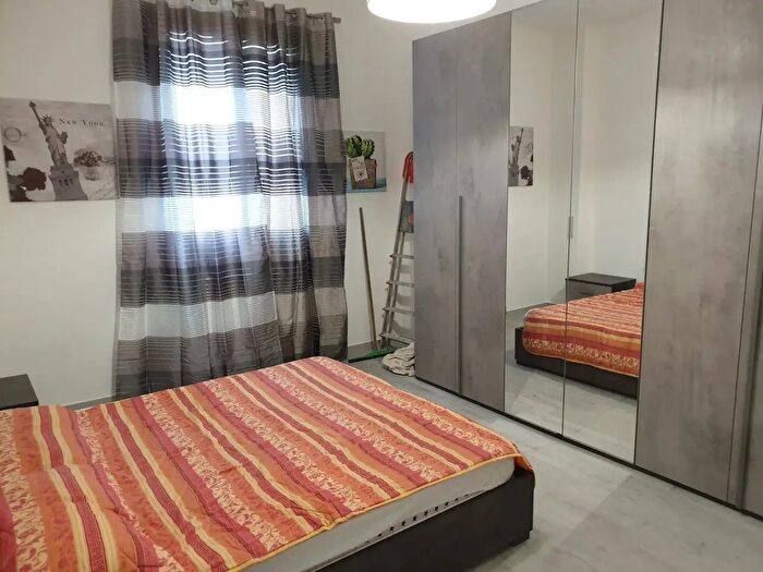 Appartamento bilocale in affitto in Piazza Visconti, Rho