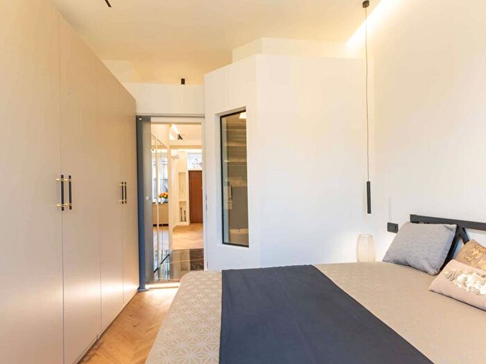 Appartamento bilocale in affitto in Via Pietro Crespi, Pasteur, Milano