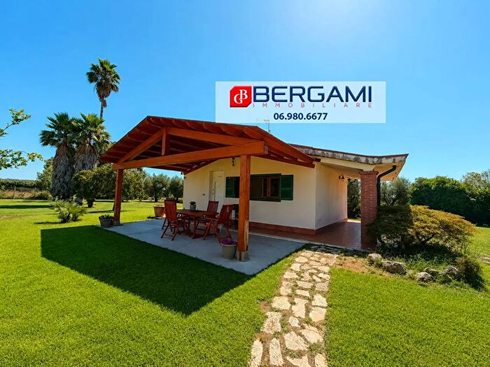 Casa con 5 locali in vendita in Via dell'Arancio, Nettuno
