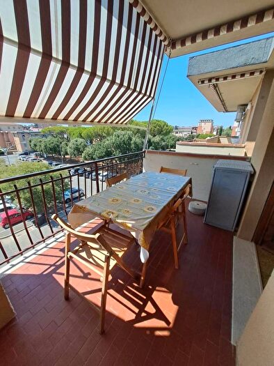 Appartamento trilocale in affitto in Follonica