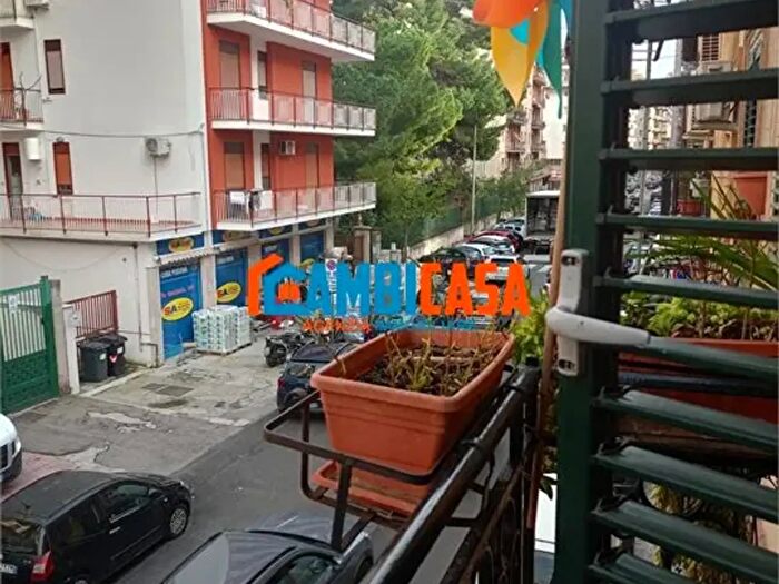 Appartamento trilocale in vendita in Palermo