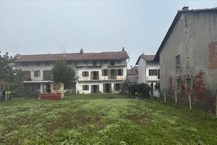 Casa in vendita in Viu