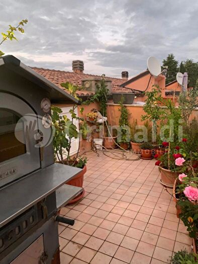 Appartamento con 5 locali in vendita in Via XX Ottobre, Bettona