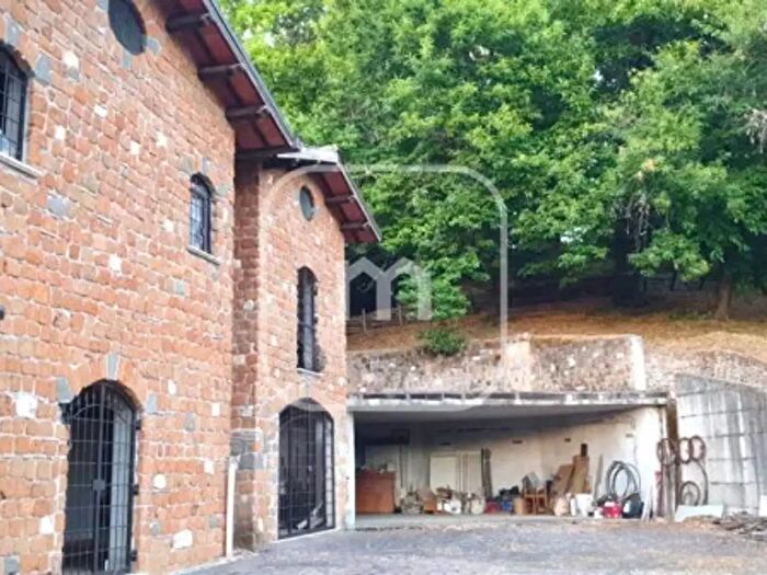 Casa con 6 locali in vendita in Via Casilina, San Cesareo