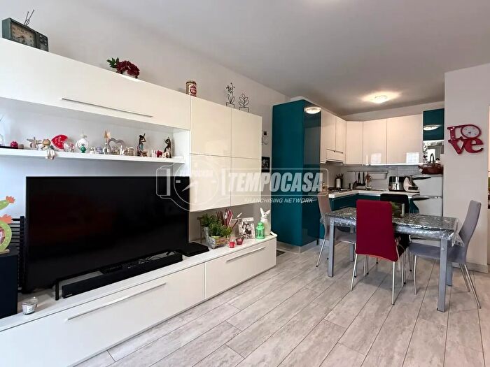 Appartamento trilocale in vendita in Via Luigi Gatti, Rivoli