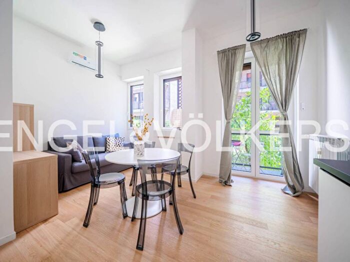 Appartamento bilocale in affitto in Via Giovanni Battista Piranesi, Porta Vittoria, Milano