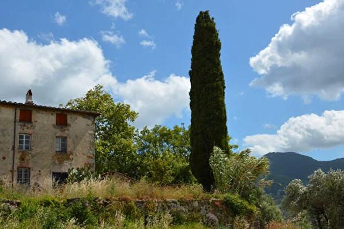 Casa con 6 locali in vendita in Via del Parco, Capannori