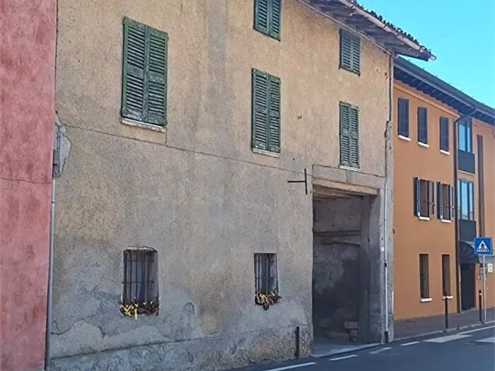 Casa con 9 locali in vendita in Vai Morari, Capriano Del Colle