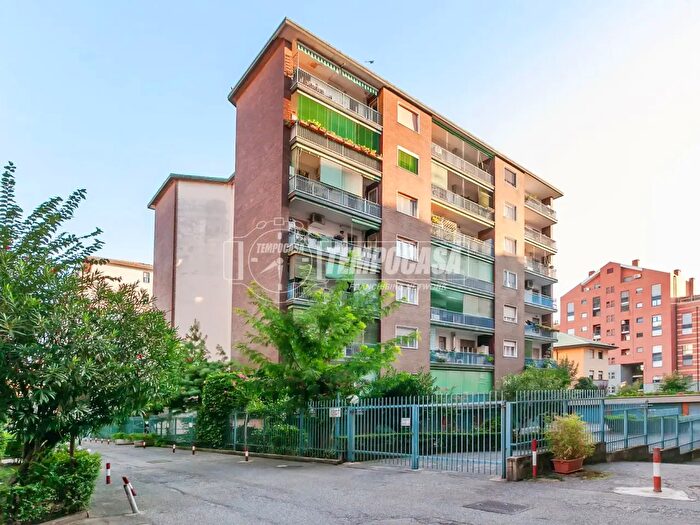 Appartamento bilocale in vendita in Via Carolina Invernizio, Milano