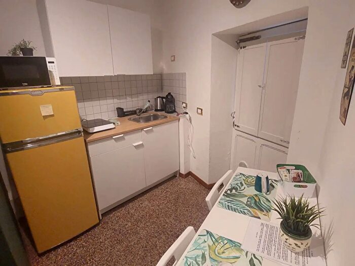 Appartamento bilocale in affitto in Sarzana