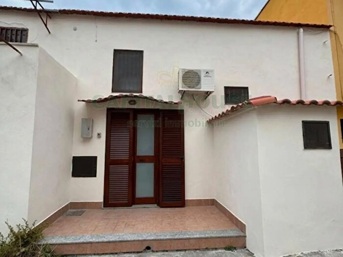 Appartamento monolocale in vendita in Poggiomarino