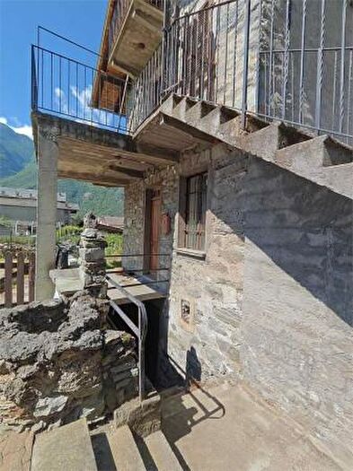 Case in Vendita e in Affitto - 2