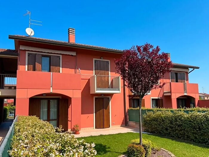 Appartamento con 5 locali in vendita in Via dei Pioppi, Albaredo DAdige