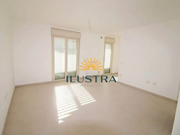 Appartamento trilocale in vendita in Via San Martino, Colonnella