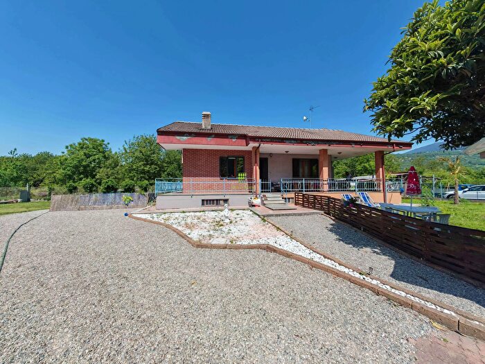 Casa quadrilocale in vendita in Villar Dora