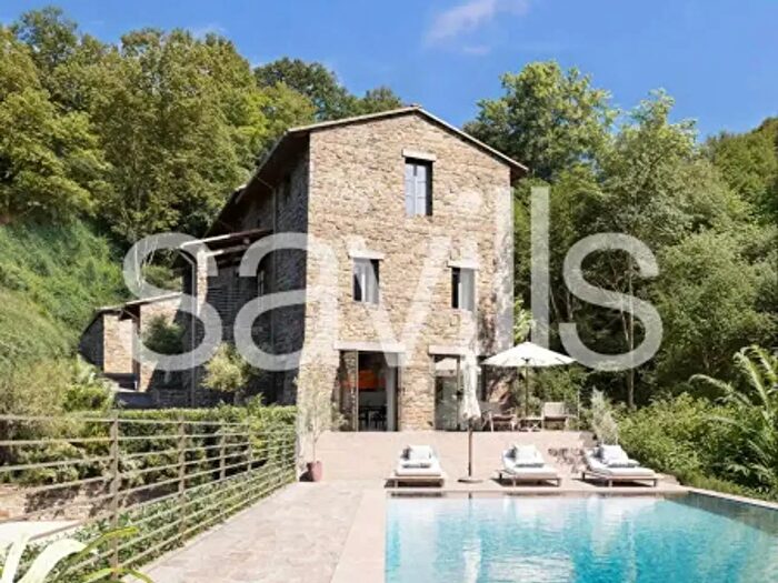 Casa con 6 locali in vendita in Via Pieve di Brancoli, Lucca