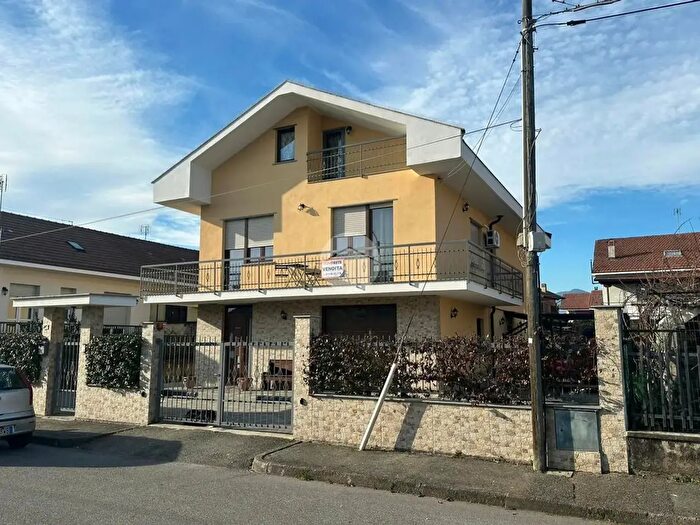 Casa con 6 locali in vendita in Via Leoncavallo, Rivalta Di Torino
