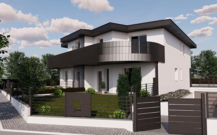 Appartamento con 6 locali in vendita in Via Galeno, Jesi