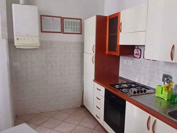 Appartamento quadrilocale in affitto in Marina di Carrara, Carrara