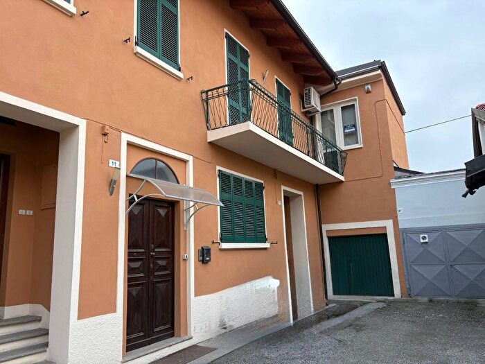 Appartamento con 5 locali in affitto in Via Fratelli Pistoi, Centro, Saluzzo