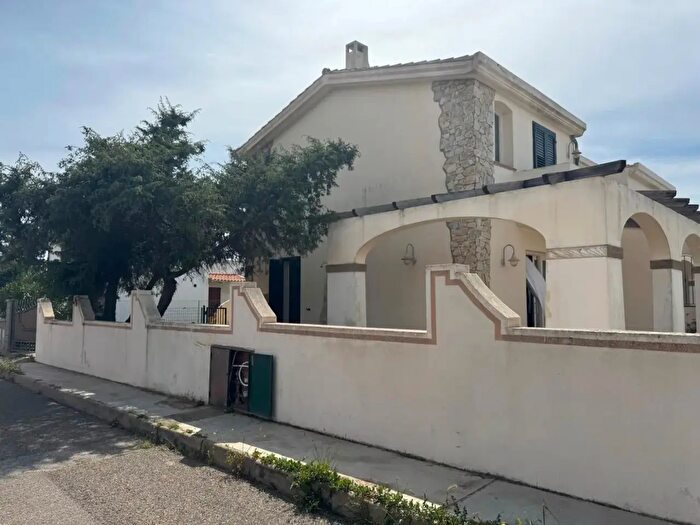 Appartamento bilocale in vendita in Via delle Mimose Snc, Portoscuso